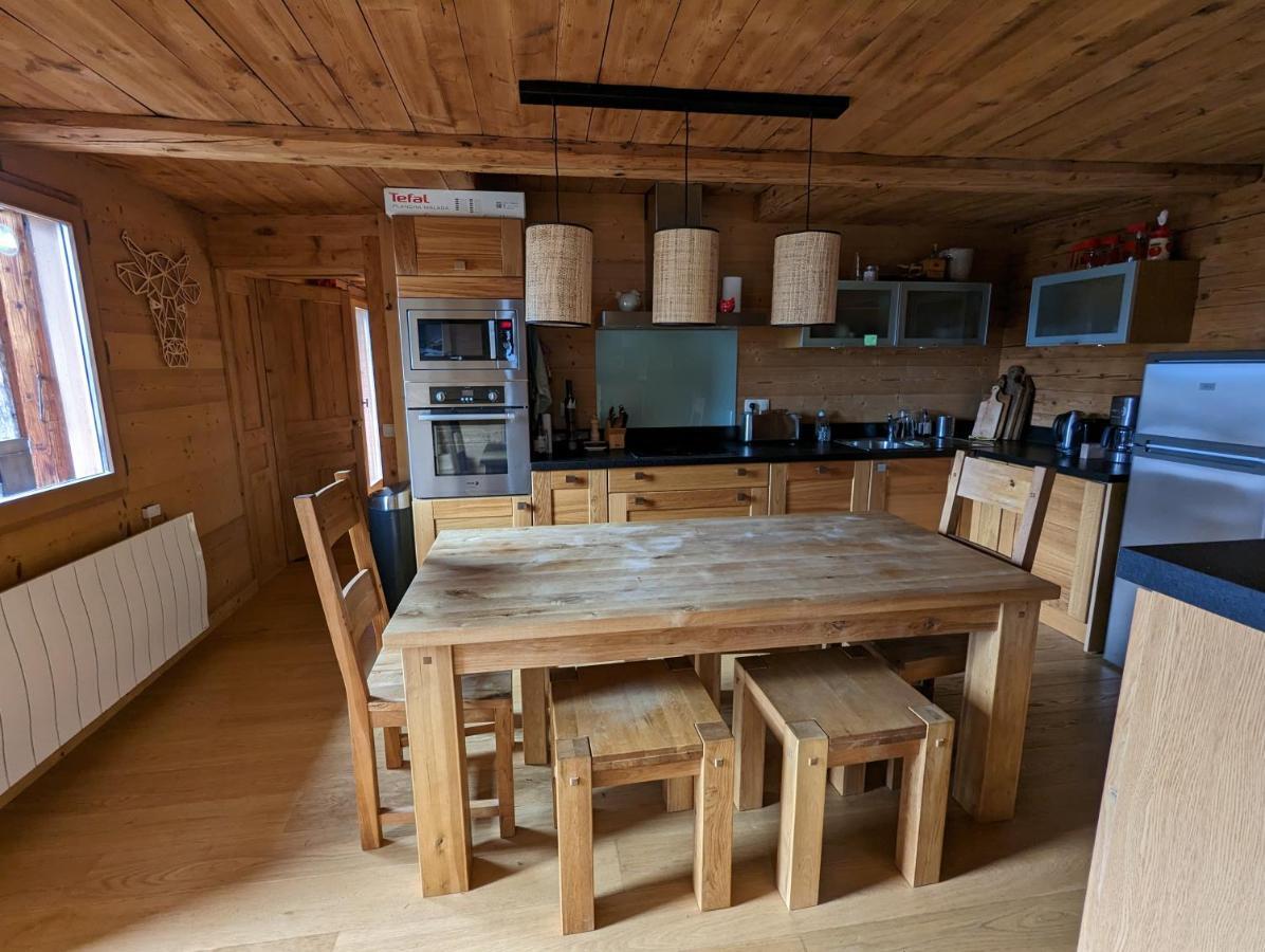 Bas De Chalet Au Coeur Des Aravis, Entre Lac Et Montagne Saint-Jean-de-Sixt Zewnętrze zdjęcie