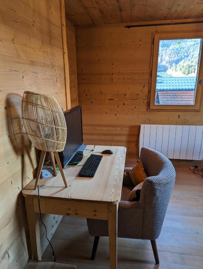 Bas De Chalet Au Coeur Des Aravis, Entre Lac Et Montagne Saint-Jean-de-Sixt Zewnętrze zdjęcie